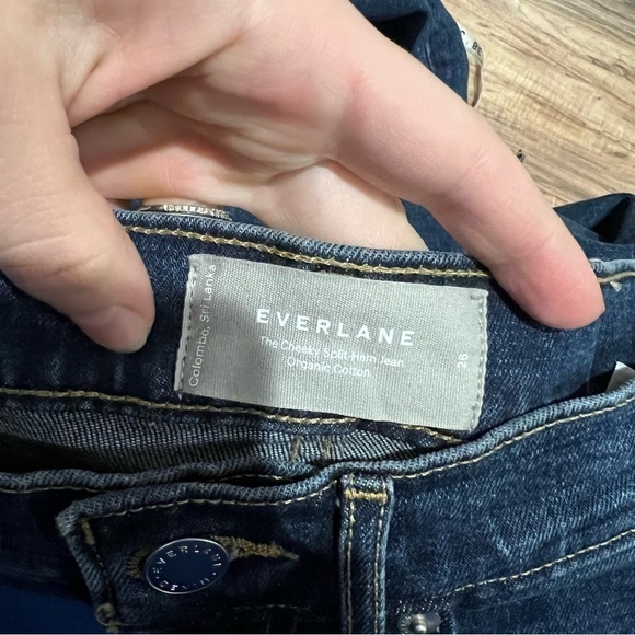 Everlane The Cheeky Split-Hem Jean - Picture 12 of 14